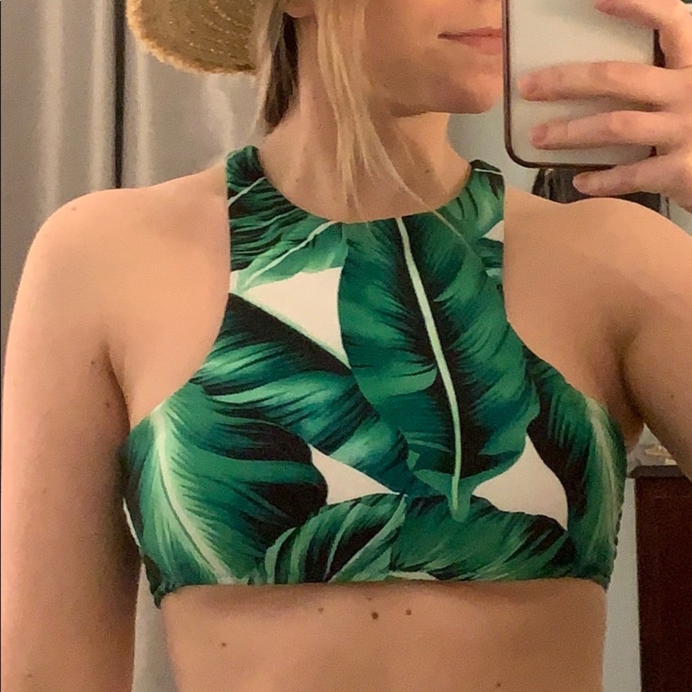 NWOT green palm bikini top